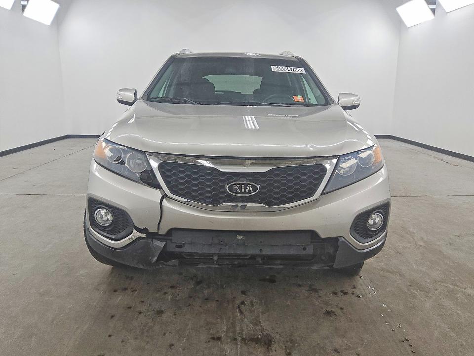 Photo 5 from auction – 2013 KIA SORENTO with VIN 5XYKT3A61DG345719