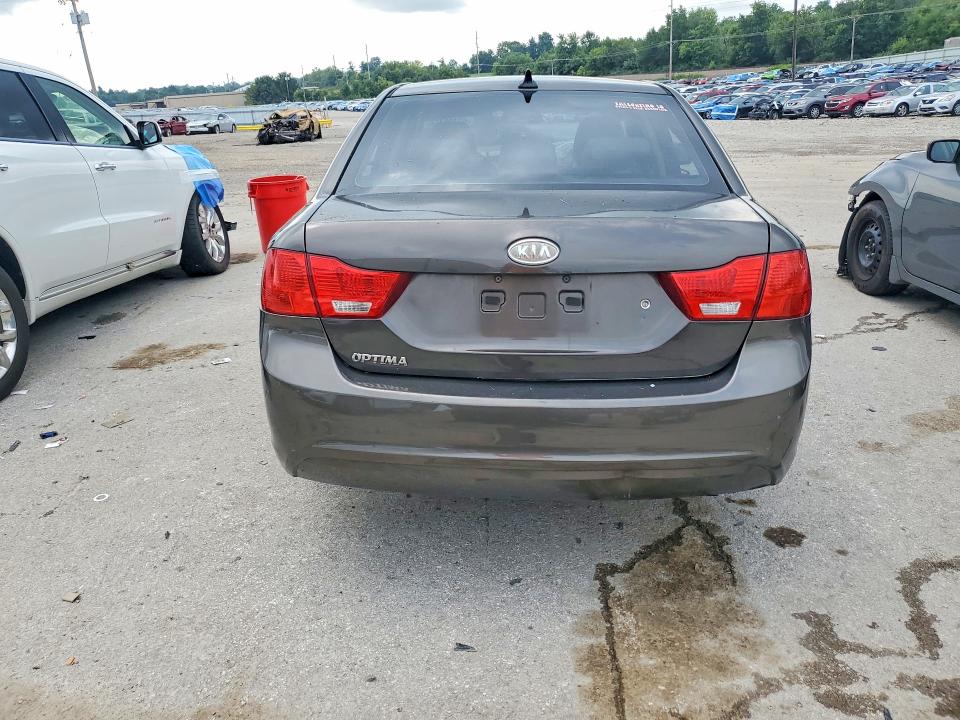 Photo 6 from auction – 2010 KIA OPTIMA with VIN KNAGG4A8XA5398518