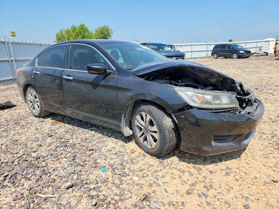 Photo 4 from auction – 2014 HONDA ACCORD with VIN 1HGCR2F32EA177913