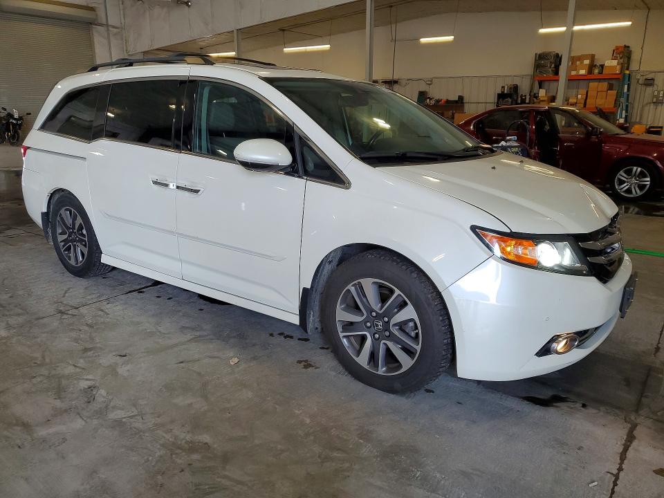 Photo 4 from auction – 2015 HONDA ODYSSEY with VIN 5FNRL5H97FB062519