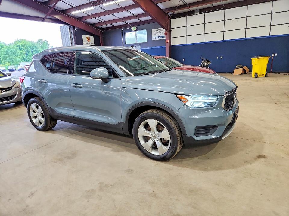 Photo 4 from auction – 2020 VOLVO XC40 with VIN YV4162UK0L2278235