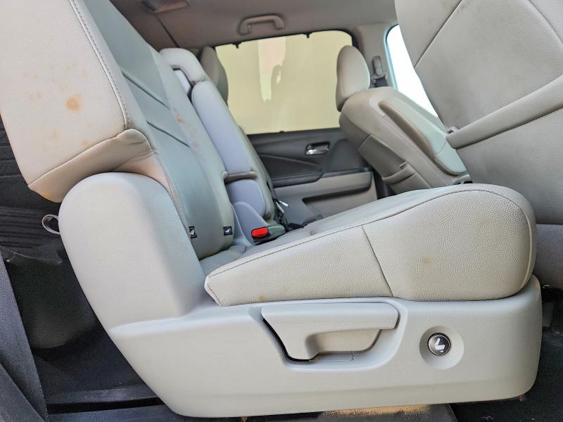 Photo 11 from auction – 2019 HONDA PILOT with VIN 5FNYF6H96KB019549