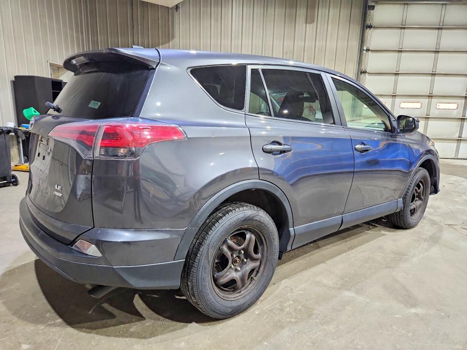 Photo 3 from auction – 2018 TOYOTA RAV4 with VIN JTMBFREV2JJ215035