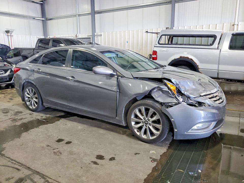 Photo 4 from auction – 2012 HYUNDAI SONATA with VIN 5NPEC4AC6CH455813