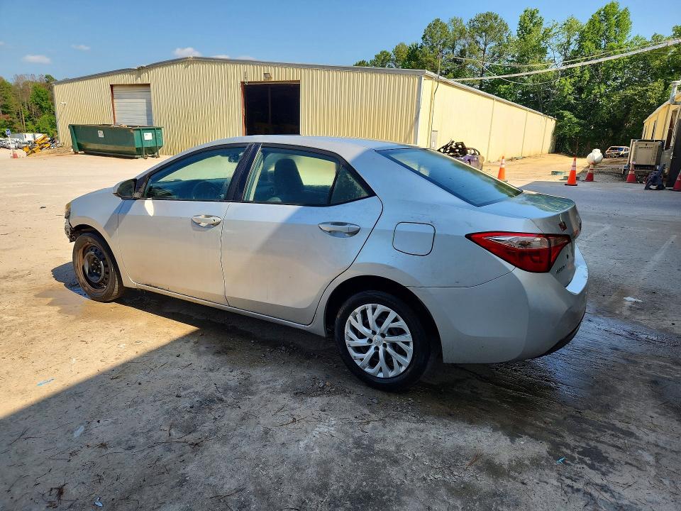 Photo 2 from auction – 2017 TOYOTA COROLLA with VIN 5YFBURHE9HP706659