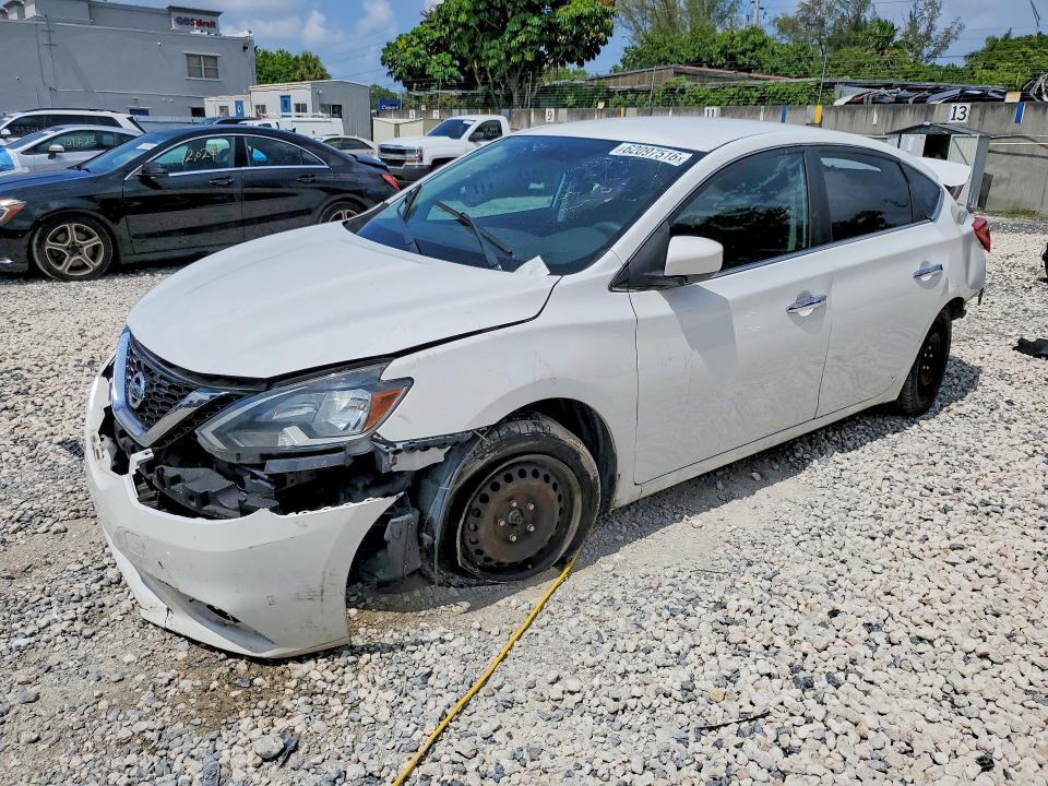 NISSAN SENTRA 2016 with VIN 3N1AB7AP5GY213757 - Photo from auction
