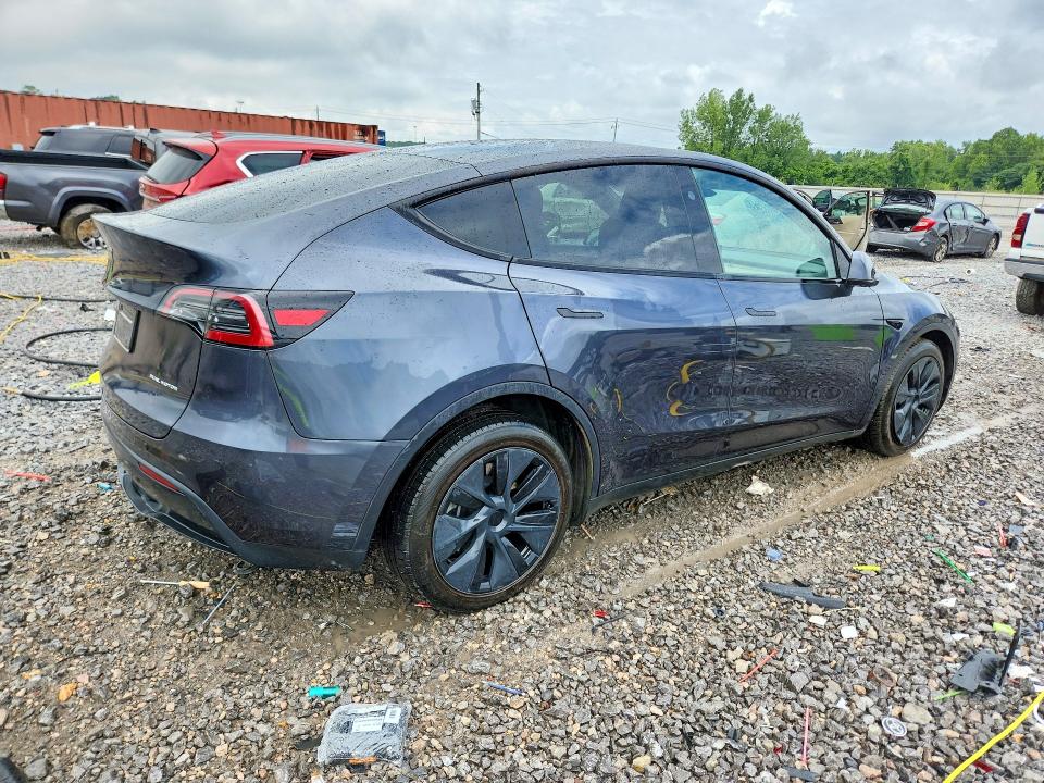 Photo 3 from auction – 2025 TESLA MODEL Y with VIN 7SAYGDEE1SA355497