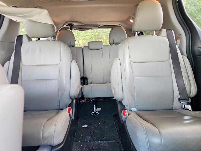 Photo 10 from auction – 2017 TOYOTA SIENNA with VIN 5TDYZ3DCXHS868305