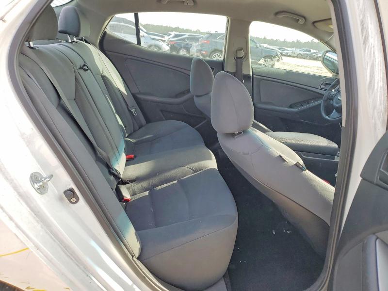 Photo 10 from auction – 2015 KIA OPTIMA with VIN KNAGM4A73F5664453