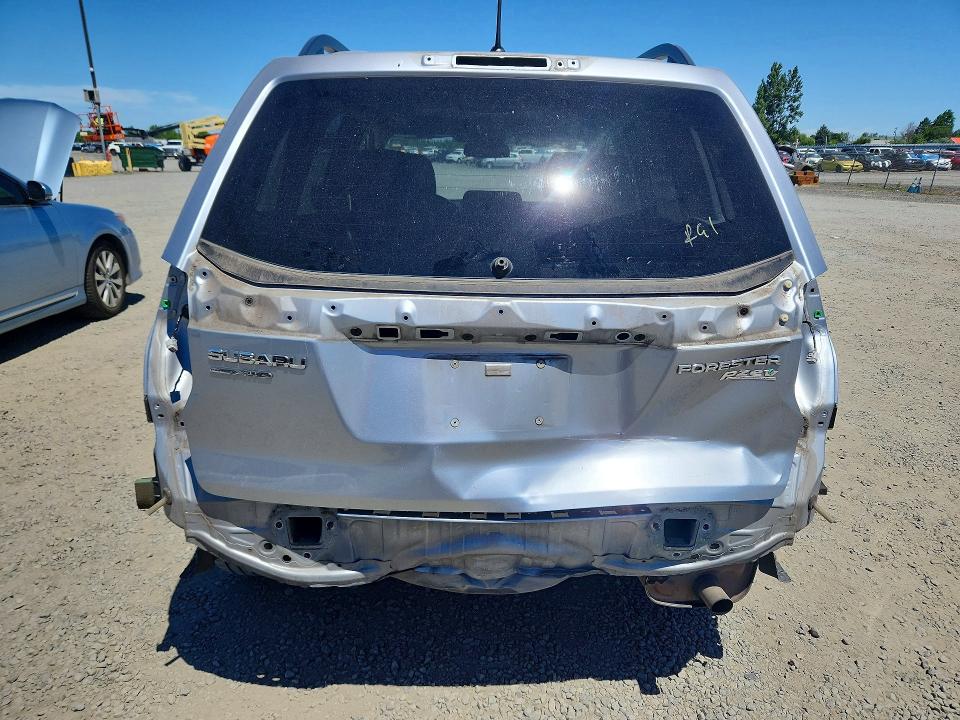Photo 6 from auction – 2014 SUBARU FORESTER with VIN JF2SJAEC5EH472638