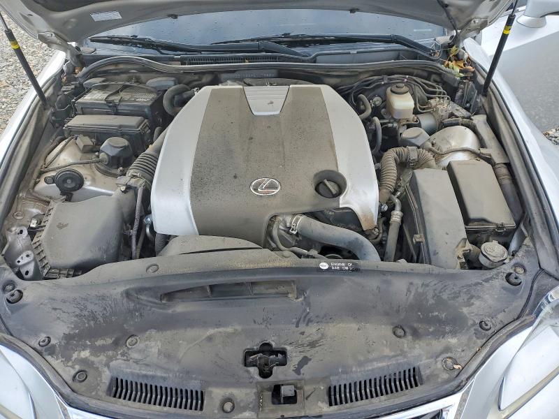 Photo 11 from auction – 2015 LEXUS IS with VIN JTHBE1D22F5017386