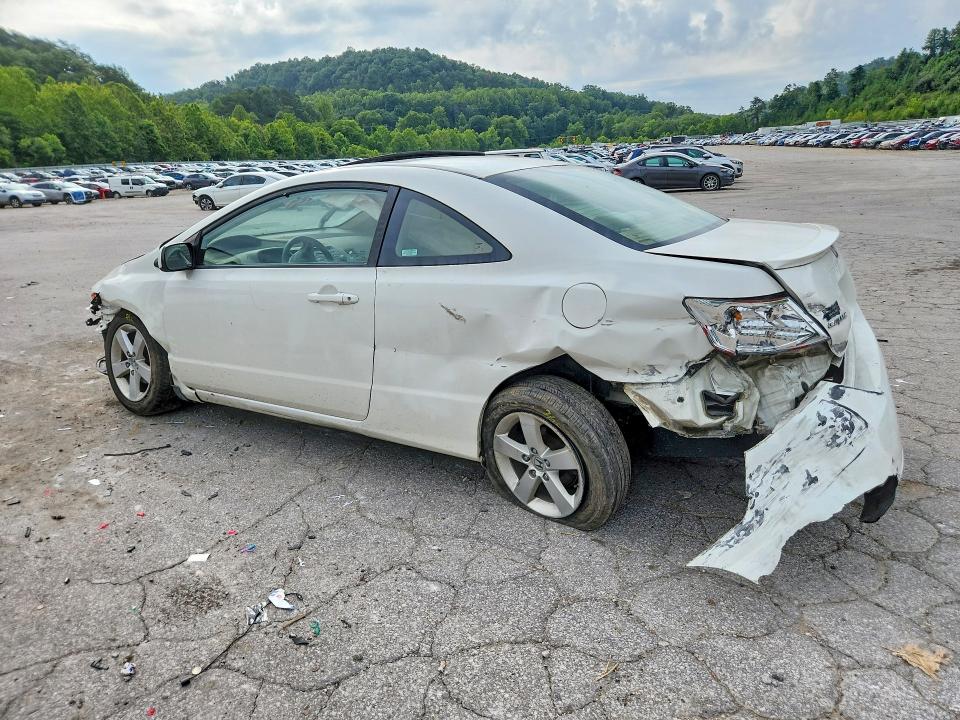 Photo 2 from auction – 2008 HONDA CIVIC with VIN 2HGFG12858H506463