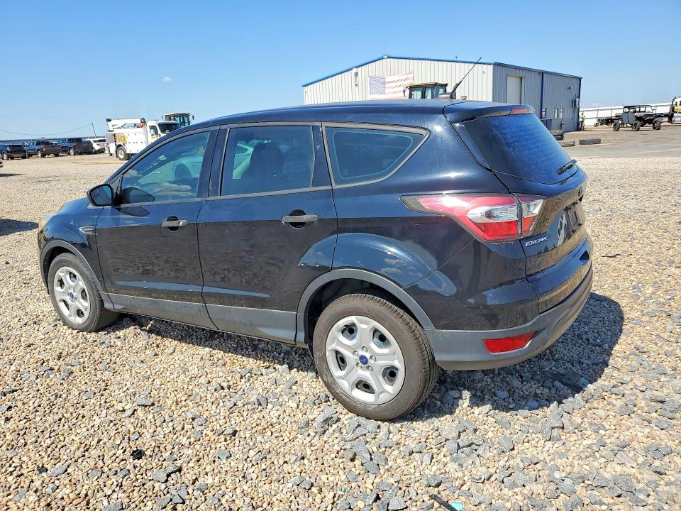 Photo 2 from auction – 2017 FORD ESCAPE with VIN 1FMCU0F79HUB01754
