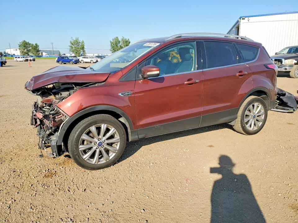 FORD ESCAPE 2018 مع رقم تعريف المركبة 1FMCU9J93JUC82532 - صورة من المزاد