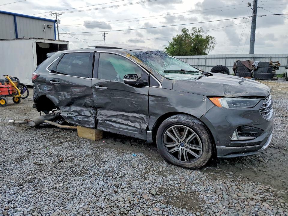 Photo 4 from auction – 2019 FORD EDGE with VIN 2FMPK3K92KBB45124