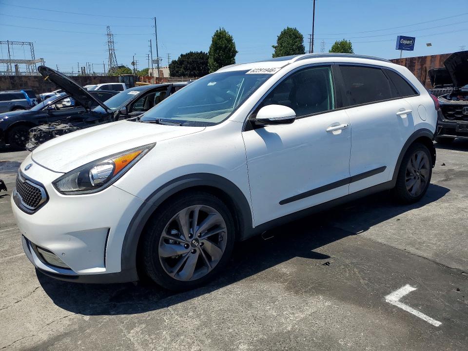 KIA NIRO 2017 with VIN KNDCE3LC1H5081739 - Photo from auction