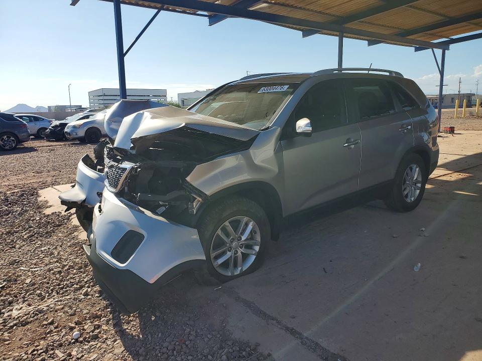 KIA SORENTO 2014 with VIN 5XYKT4A76EG496426 - Photo from auction
