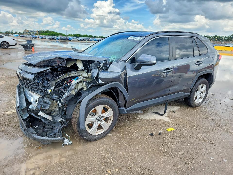 TOYOTA RAV4 2020 with VIN 2T3W1RFV2LC066078 - Photo from auction