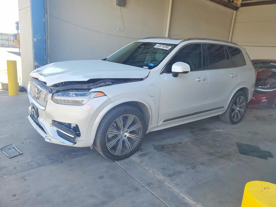 2025 VOLVO XC90