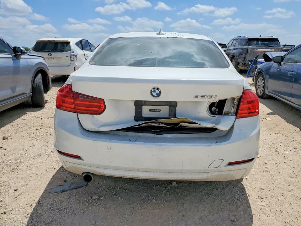 Photo 6 from auction – 2014 BMW 320 with VIN WBA3B1C54EK134328