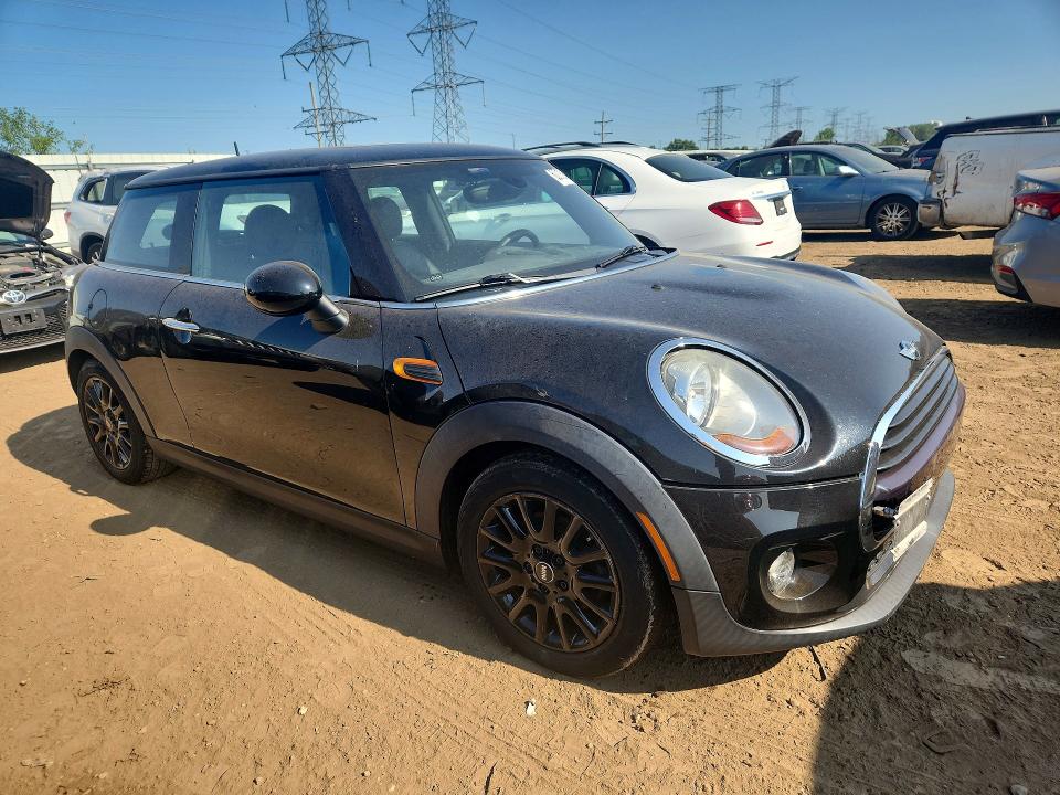 Photo 4 from auction – 2016 MINI COOPER with VIN WMWXP5C5XGT740045