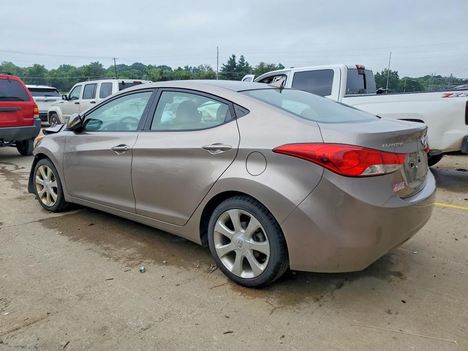 Photo 2 from auction – 2012 HYUNDAI ELANTRA with VIN 5NPDH4AE8CH146536