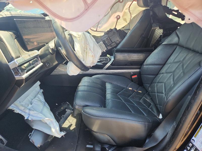 Photo 7 from auction – 2024 BMW 740 with VIN WBA33EH01RCS99772