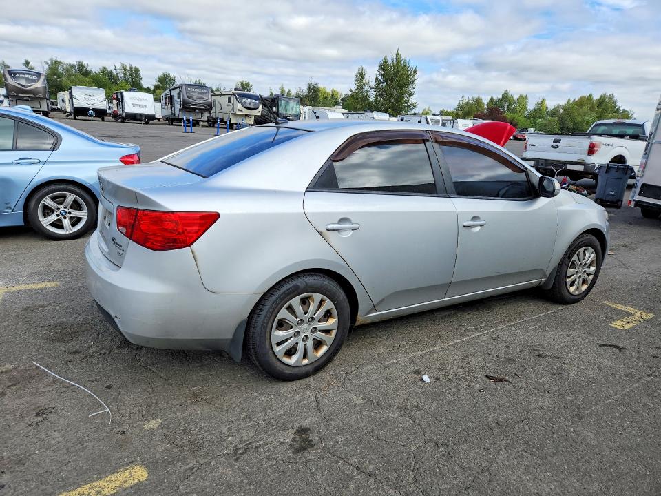 Photo 3 from auction – 2012 KIA FORTE with VIN KNAFU4A21C5629700