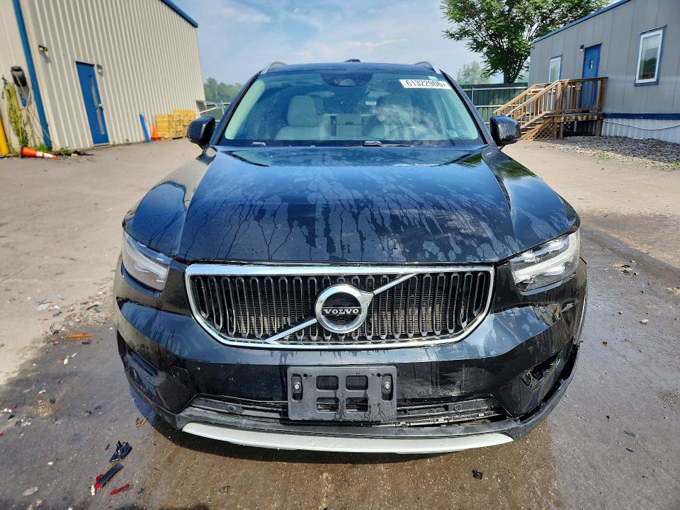 Photo 5 from auction – 2019 VOLVO XC40 with VIN YV4162UK0K2074940