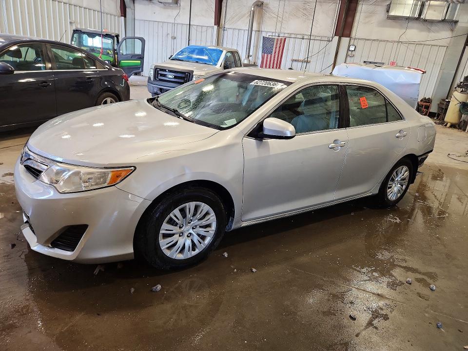 TOYOTA CAMRY 2014 with VIN 4T4BF1FKXER380147 - Photo from auction