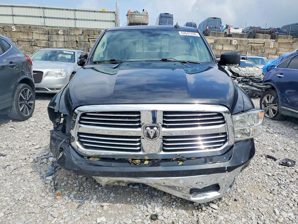 Photo 5 from auction – 2017 RAM 1500 with VIN 3C6RR7LT4HG714076