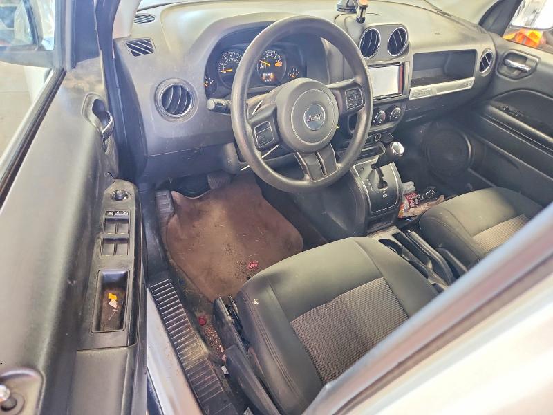 Снимка 8 от търг – 2015 JEEP COMPASS с VIN 1C4NJDBB8FD240245