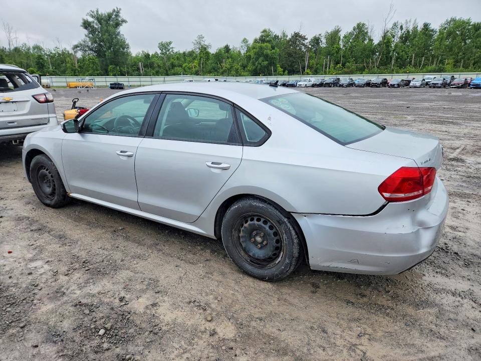 Photo 2 from auction – 2014 VOLKSWAGEN PASSAT with VIN 1VWAT7A30EC071005