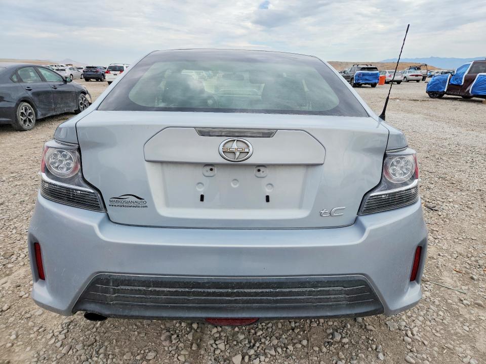 Photo 6 from auction – 2014 SCION TC with VIN JTKJF5C77E3076564