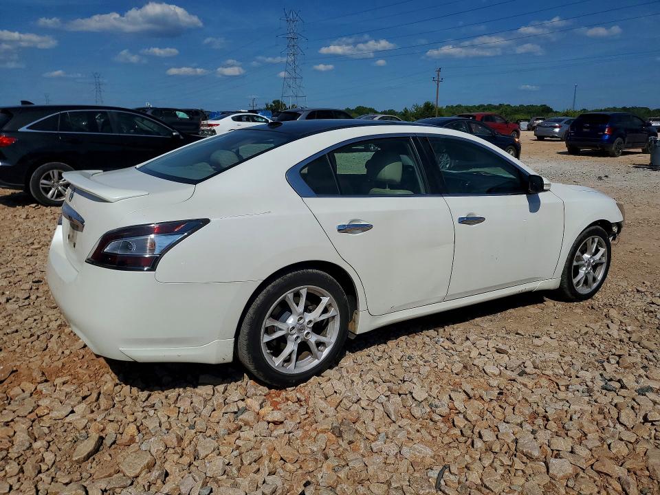 Photo 3 from auction – 2014 NISSAN MAXIMA with VIN 1N4AA5AP1EC464582
