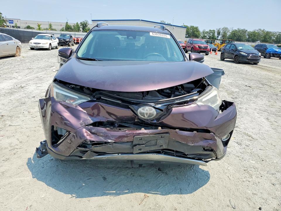 Photo 5 from auction – 2018 TOYOTA RAV4 with VIN 2T3YFREV3JW415465