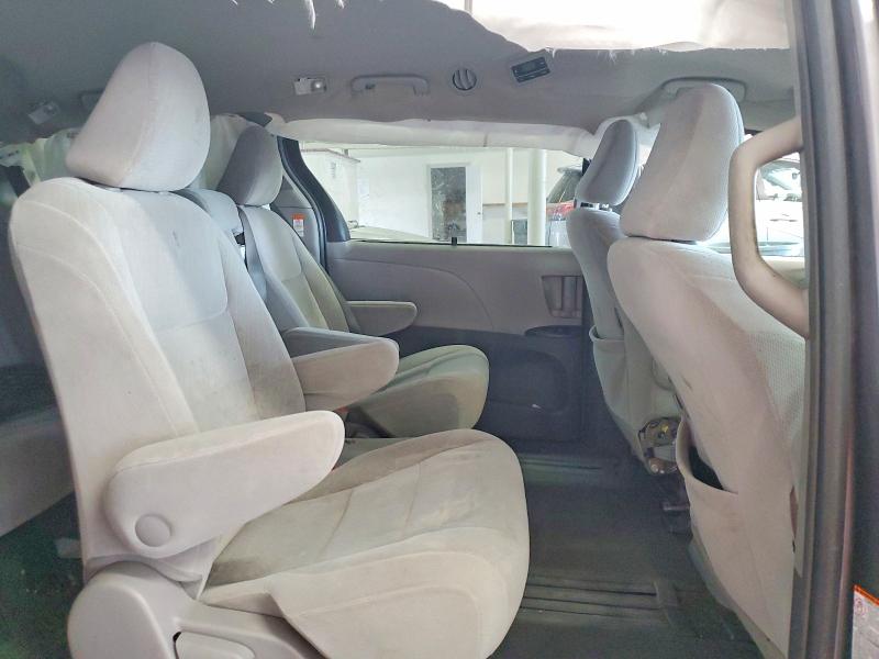 Photo 10 from auction – 2015 TOYOTA SIENNA with VIN 5TDKK3DC7FS626479