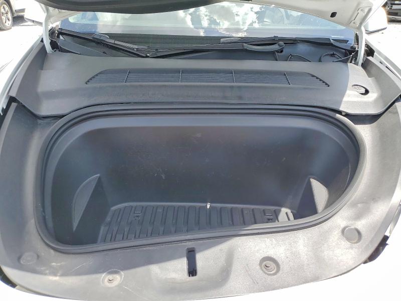 Photo 11 from auction – 2022 TESLA MODEL Y with VIN 7SAYGDEF2NF324386