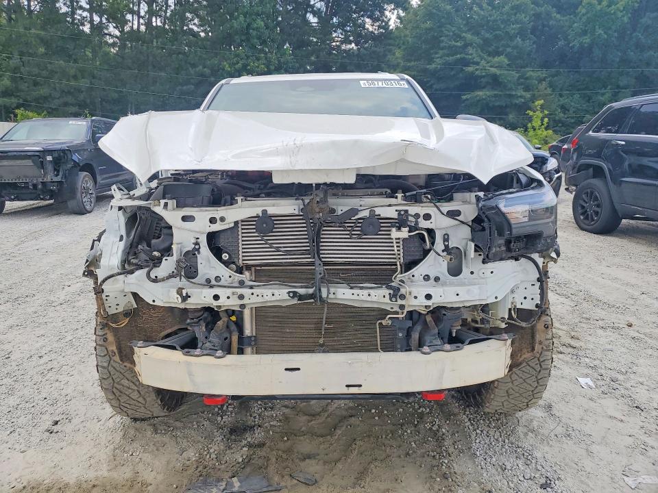 Photo 5 from auction – 2025 TOYOTA 4RUNNER with VIN JTEVB5BR5S5001946