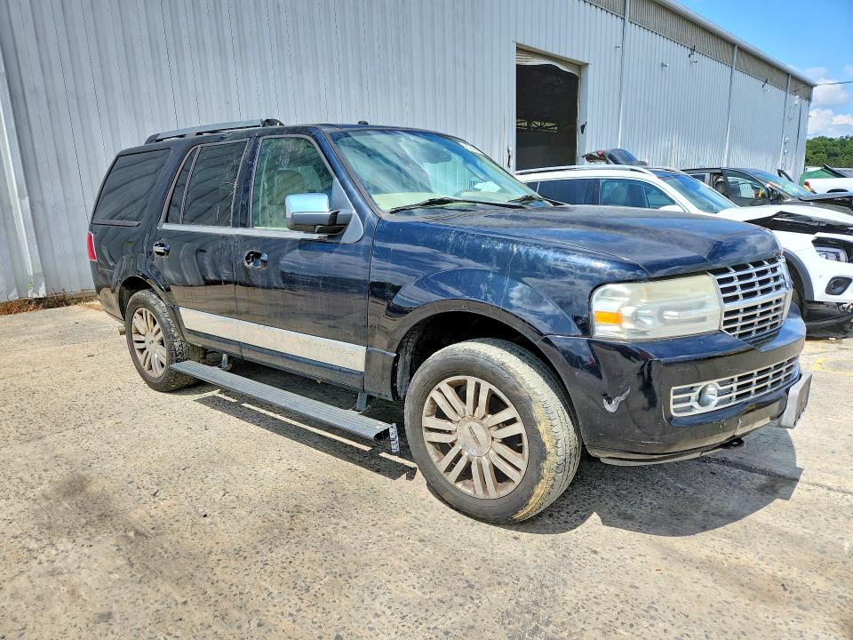 Photo 4 from auction – 2007 LINCOLN NAVIGATOR with VIN 5LMFU28527LJ05375