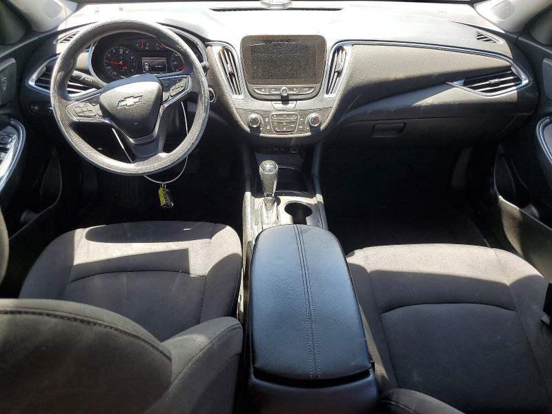 Photo 8 from auction – 2019 CHEVROLET MALIBU with VIN 1G1ZD5ST9KF195556
