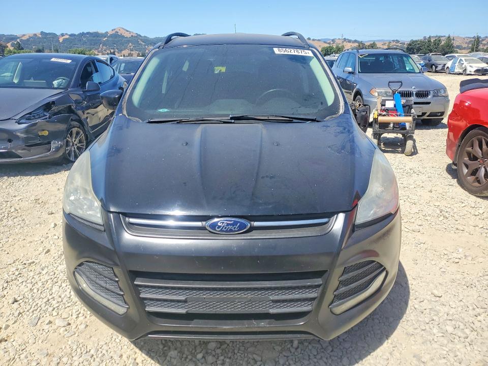 Photo 5 from auction – 2016 FORD ESCAPE with VIN 1FMCU0GX1GUB67017