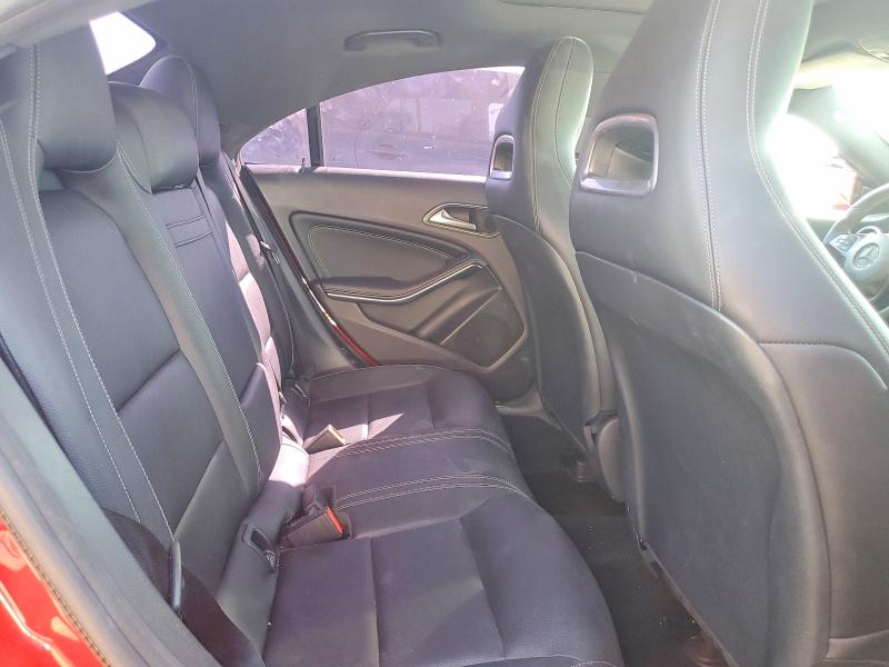 Photo 10 from auction – 2018 MERCEDES-BENZ CLA with VIN WDDSJ4EB4JN566616