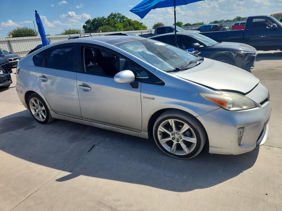 Photo 4 from auction – 2013 TOYOTA PRIUS with VIN JTDKN3DU2D1723938