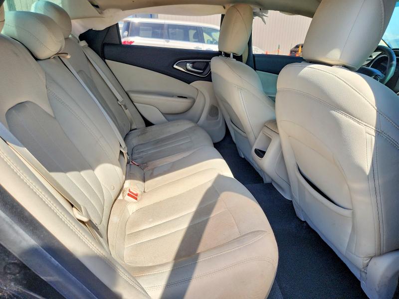 Photo 10 from auction – 2016 CHRYSLER 200 with VIN 1C3CCCAB4GN181272