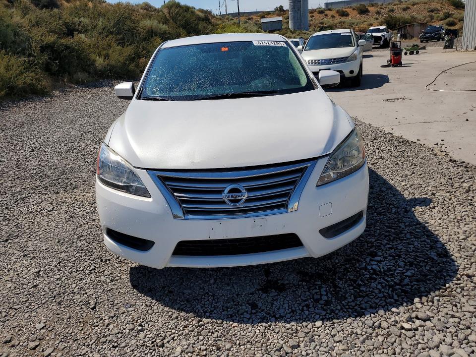 Photo 5 from auction – 2015 NISSAN SENTRA with VIN 3N1AB7AP6FY331783