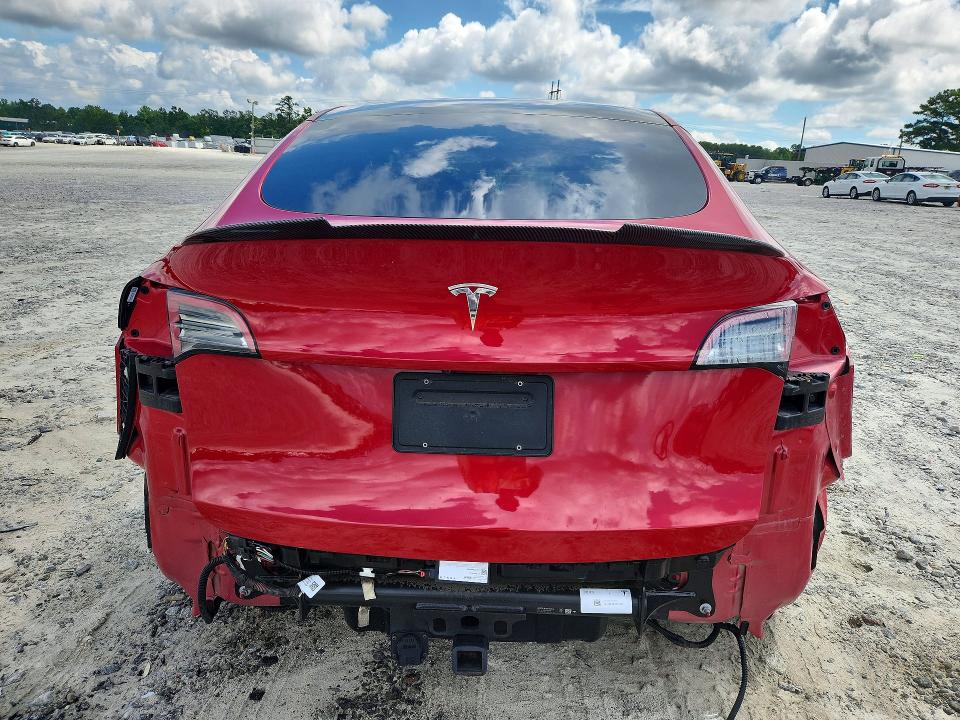 Photo 6 from auction – 2021 TESLA MODEL Y with VIN 5YJYGDEE6MF117955