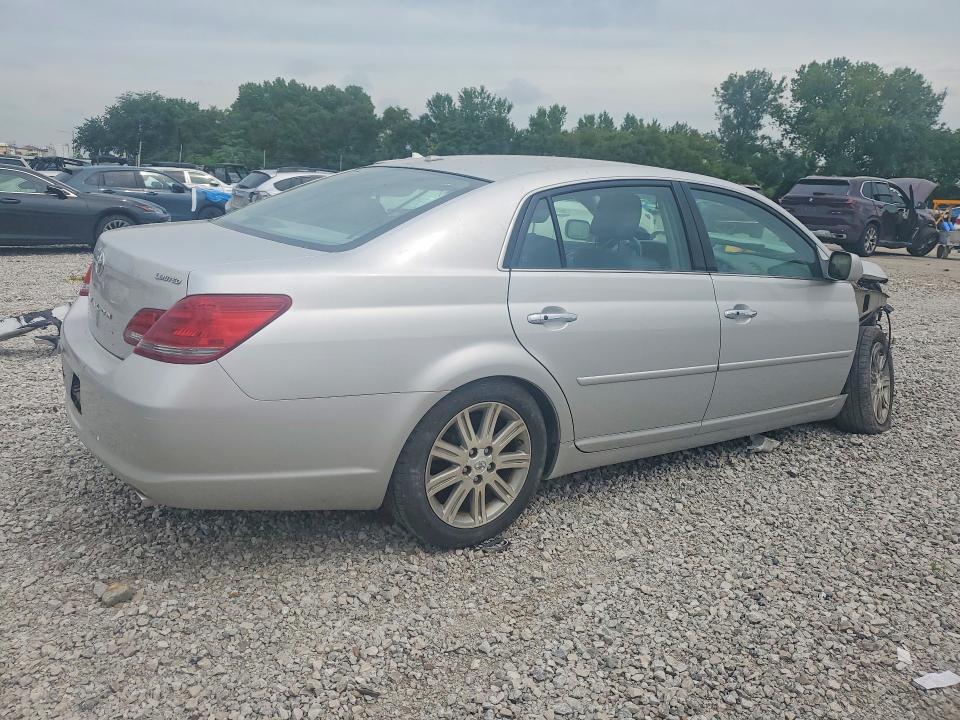 Photo 3 from auction – 2010 TOYOTA AVALON with VIN 4T1BK3DB2AU352843