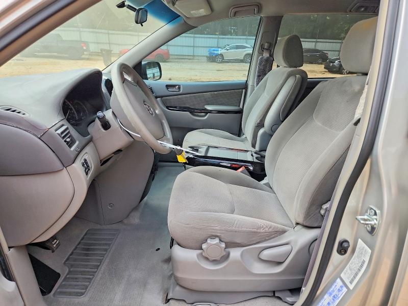 Photo 7 from auction – 2004 TOYOTA SIENNA with VIN 5TDZA23C14S071328