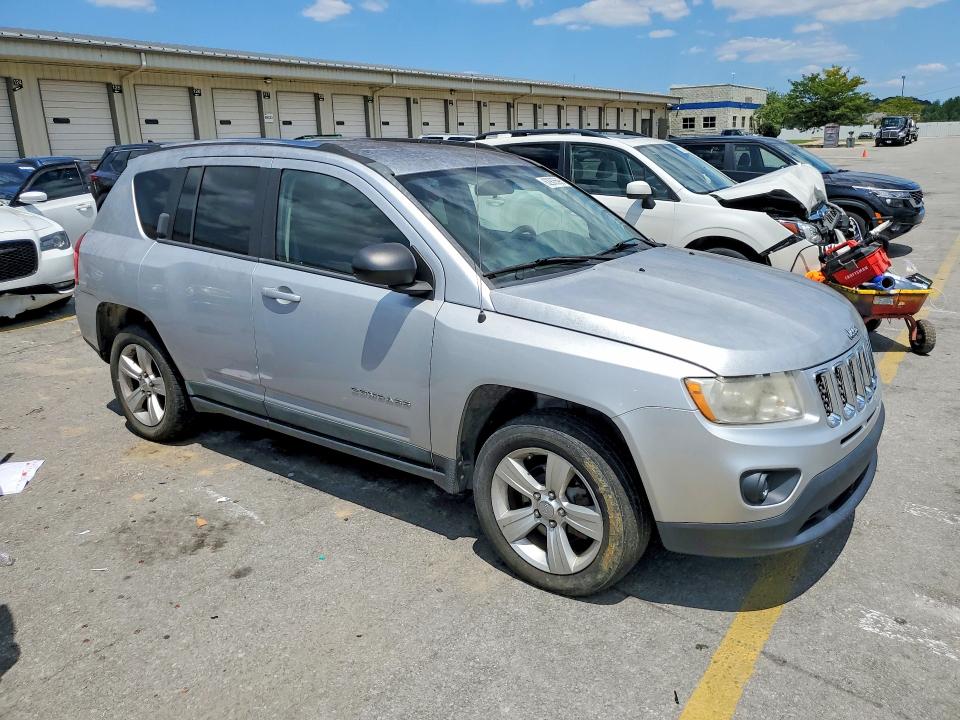 Photo 4 from auction – 2011 JEEP COMPASS with VIN 1J4NF1FB8BD219037